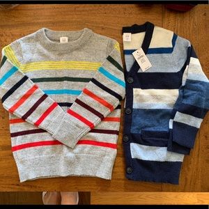 ❤️SOLD❤️ 2 Boys Gap size 4 sweaters